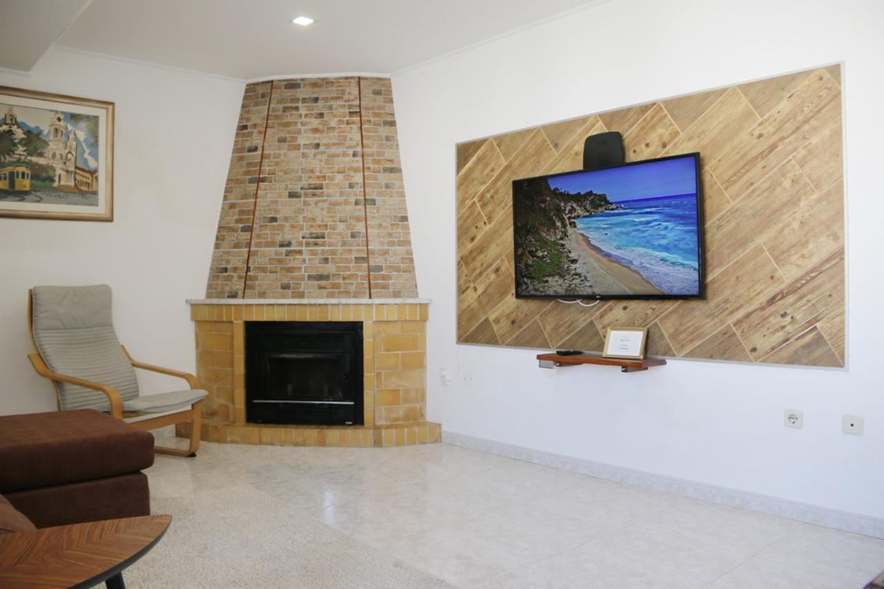 Casa Da Avo Apartment Espiche ภายนอก รูปภาพ